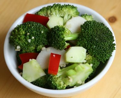 This Spring, enjoy Broccoli salad for many good reasons 